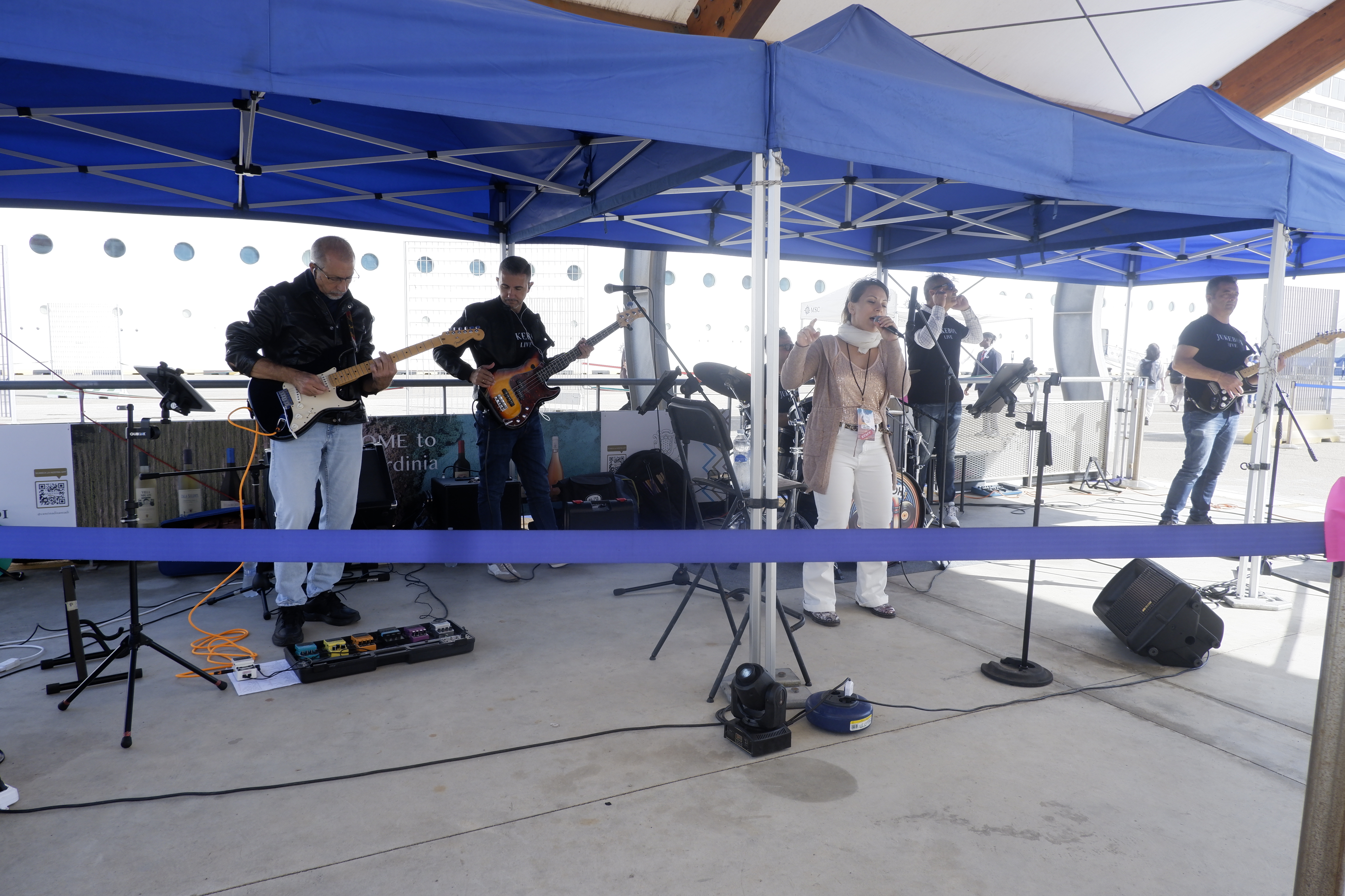 Sunday in Full Swing at Cagliari Cruise Port!